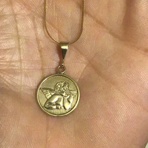 Angel pendant 14K SARO Polished chain not included - Picture 2 of 6